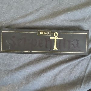 Kat Von D Serpentina Palette